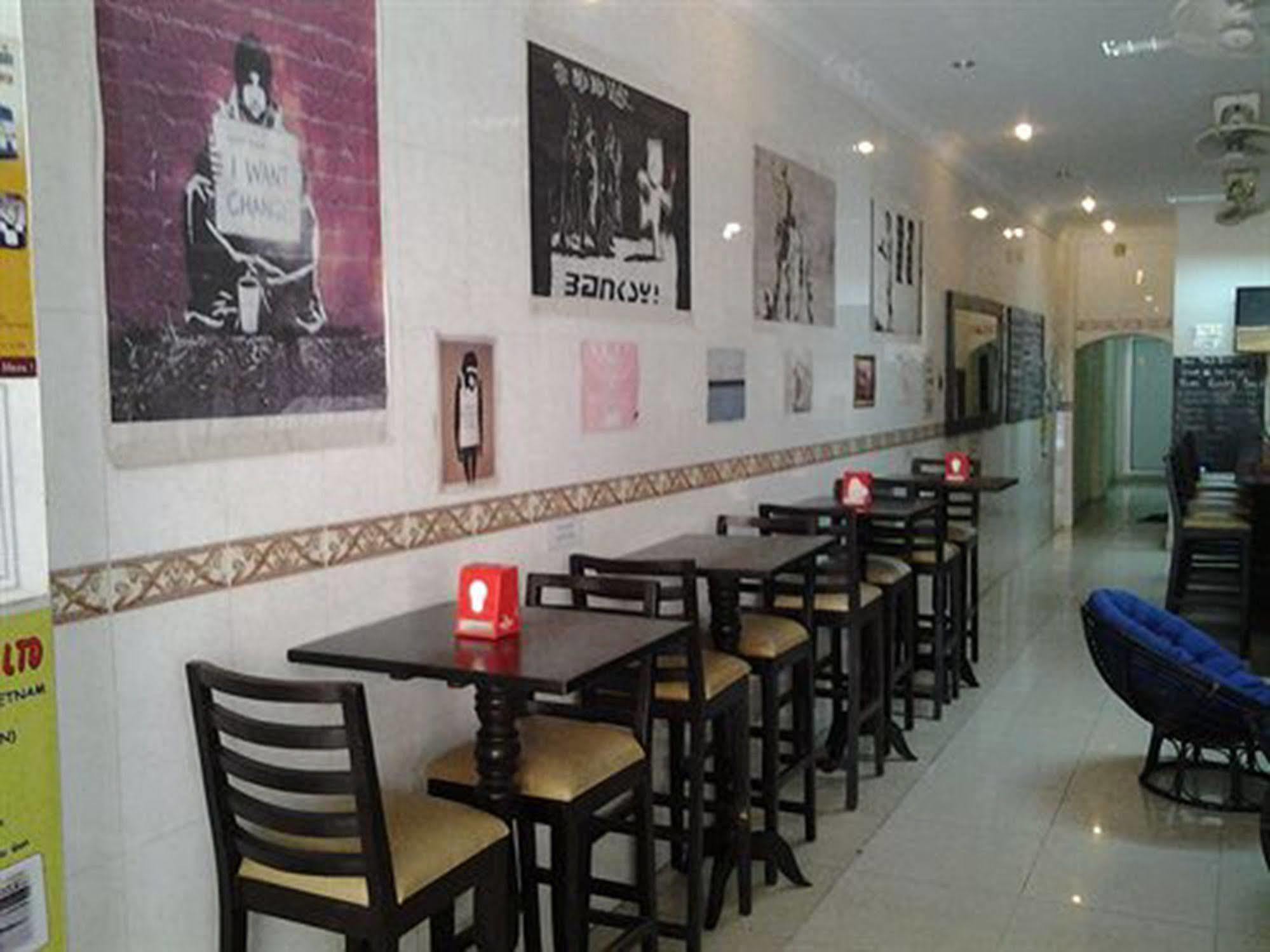Riverside Backpackers Phnom Penh Dış mekan fotoğraf